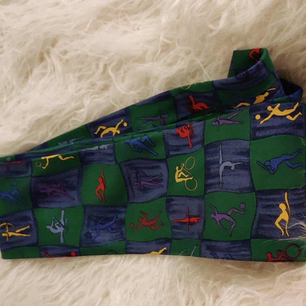 Men's 100% Silk  Vintage Olympic Games Tie - Picture 5 of 6